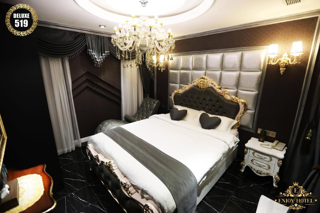Enjoy Hotel 7 Ho Chi Minh City Exterior photo